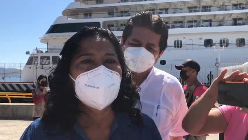 Celebra Abelina López llegada del MS Seven Seas Explorer a Acapulco