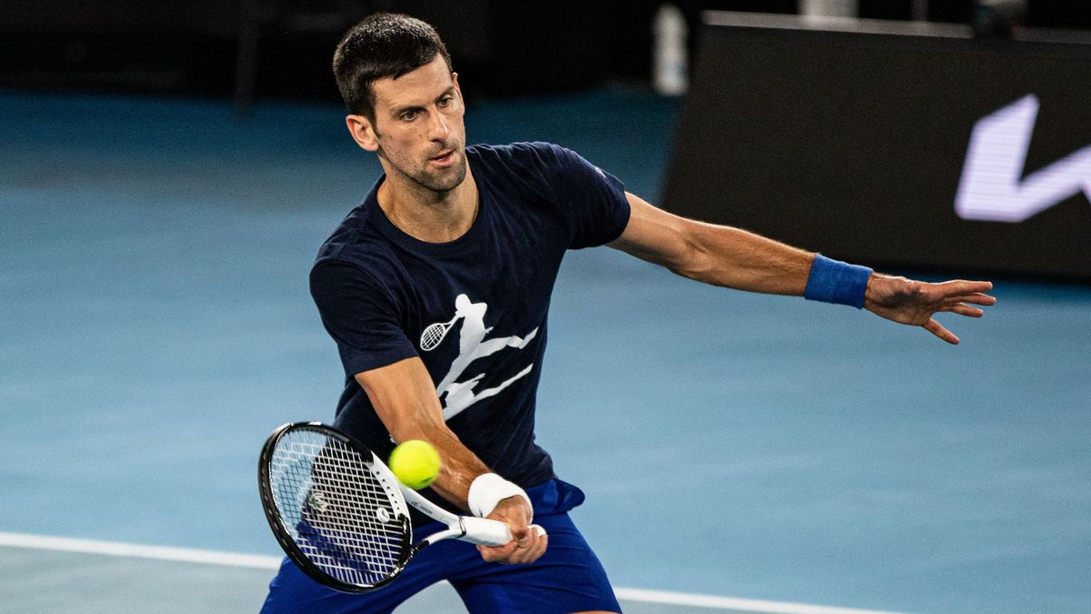 Avanza Novak Djokovic a las semifinales de Wimbledon