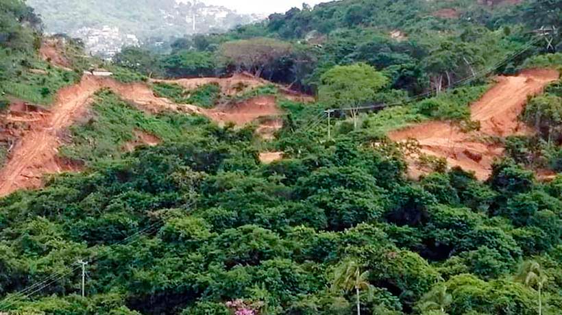 Sigue invasión al parque El Veladero de Acapulco