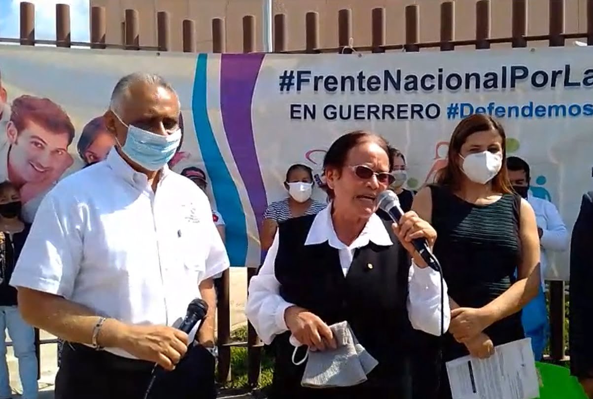 Protestan en Chilpancingo contra despenalización del aborto