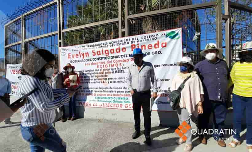 Protestan trabajadores del Conalep en Chilpancingo