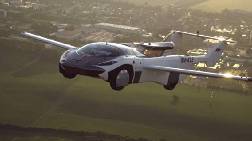 Certifican coche volador; podría fabricarse en masa