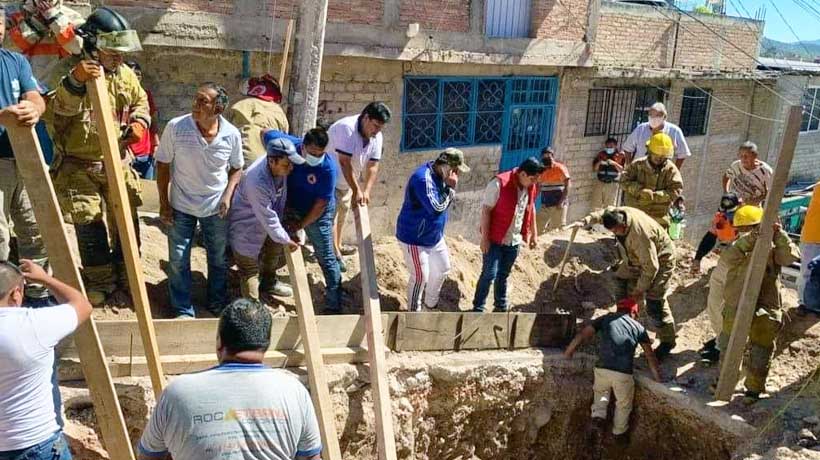 Sepulta derrumbe a trabajadores en Chilpancingo; 1 muerto y 2 heridos