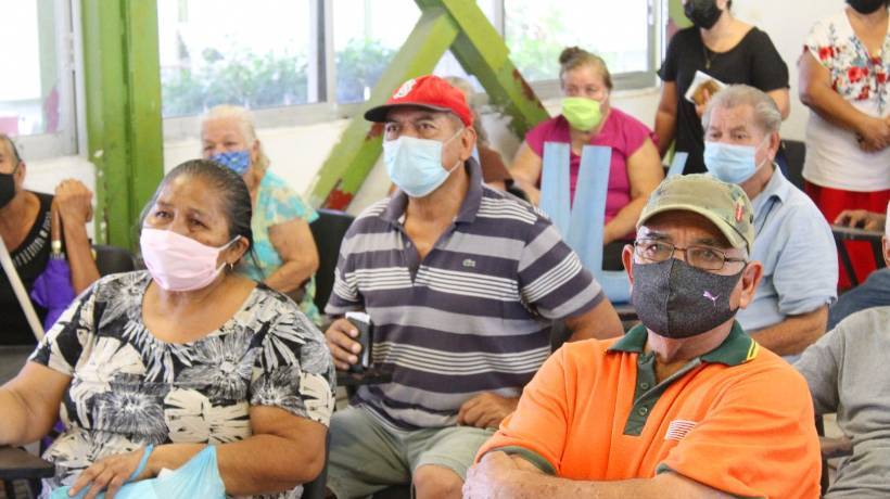 Nuevo récord de contagios de Covid-19 en México; 44 mil 293 en un día