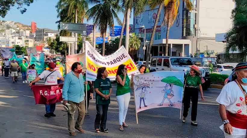 Con marcha, piden que no haya más comercios en el Parque Papagayo