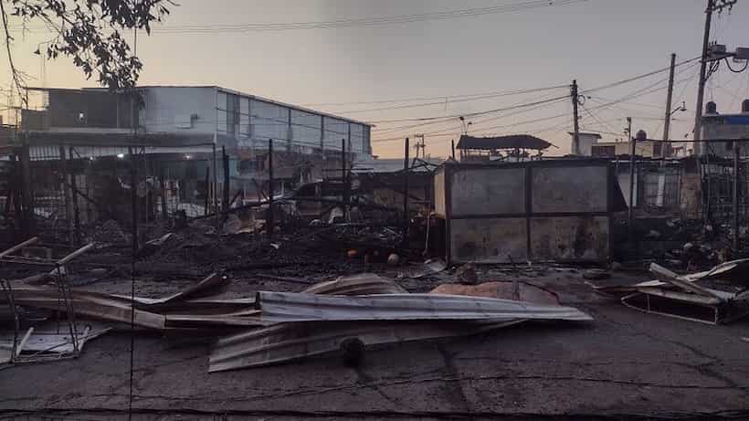 Incendio consumió más de 70 locales del Mercado Central