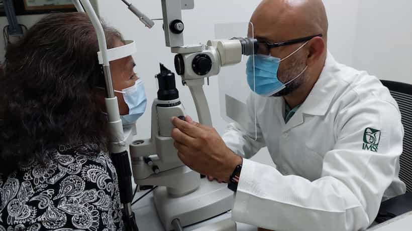 Realizan médicos del IMSS Guerrero exitosa cirugía de cataratas