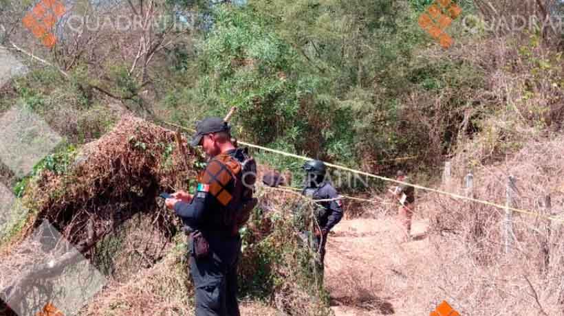 Localizan cuerpo en estado de descomposión en la colina Lucio Cabañas