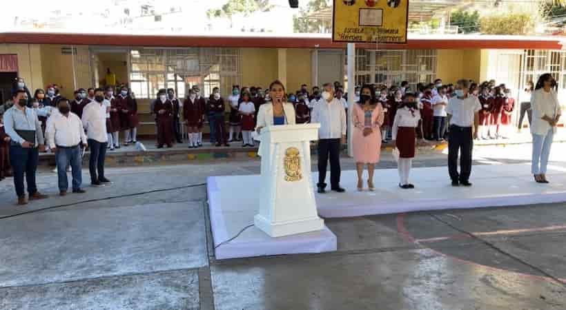 “Vamos a invertir para que tengan espacios dignos”: Evelyn Salgado sobre escuelas