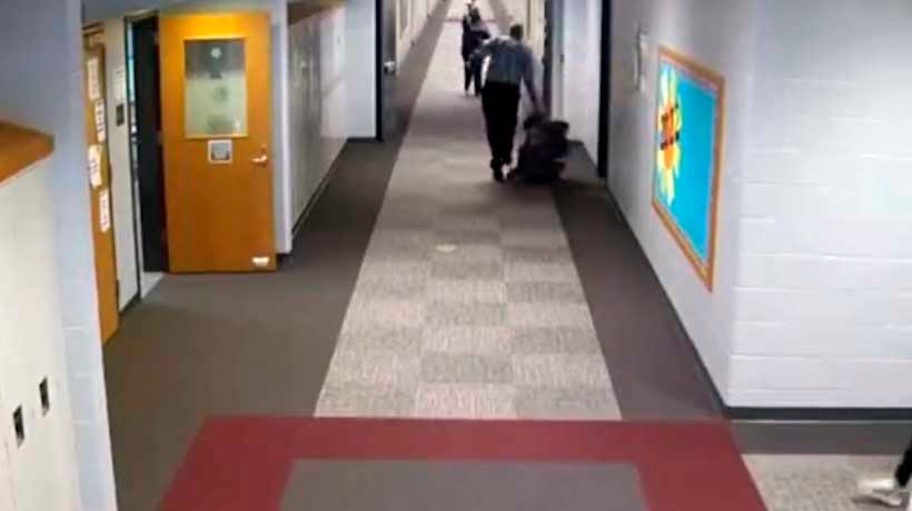 VIDEO: Profesor golpea brutalmente a estudiante en EU