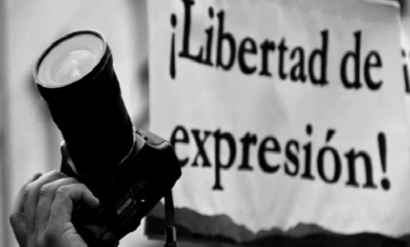 Denuncian agresión de policías contra 2 reporteras en Cruz Grande