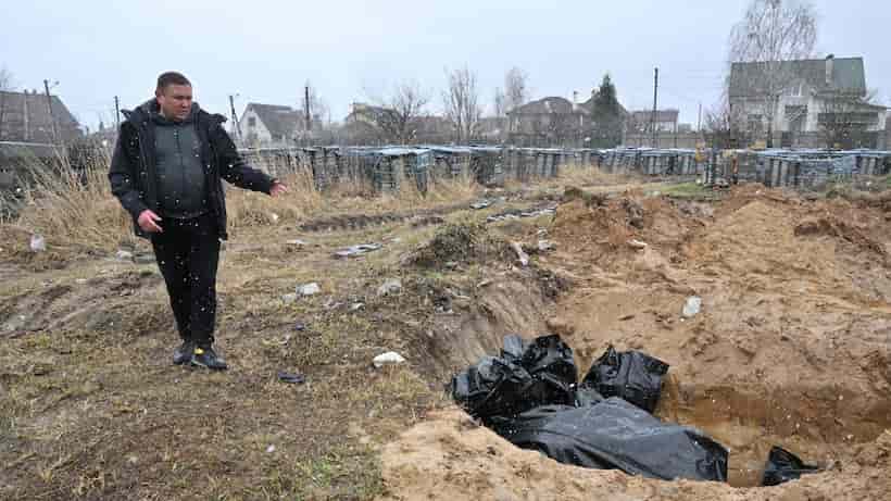 Guerra en Ucrania: Calles de Bucha lucen llenas de cadáveres