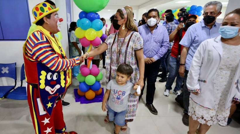 Da banderazo Evelyn Salgado a jornada quirúrgica pediátrica en Iguala