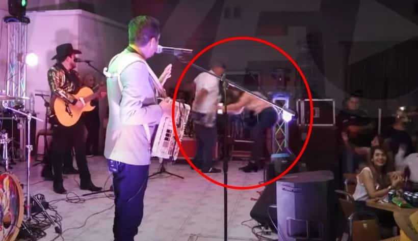 Hombre apuñala a mujer en concierto de Paco Barrón