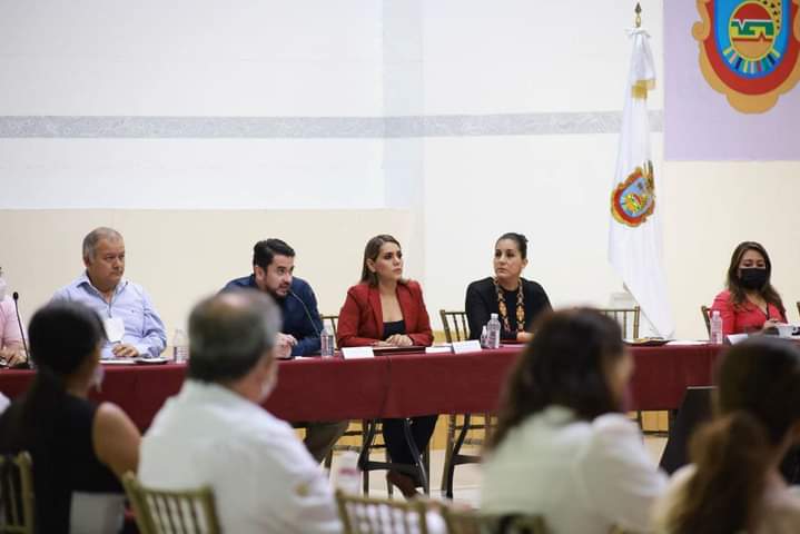 Se reúne Evelyn Salgado con gabinete de gobierno de Guerrero