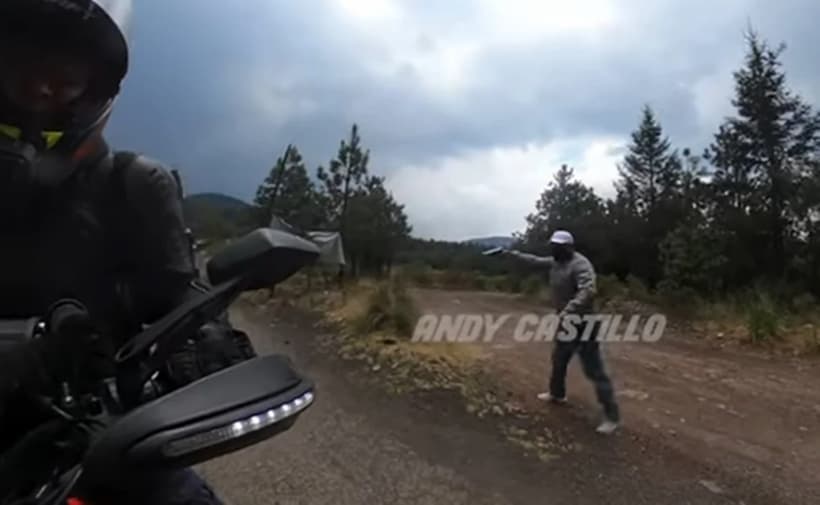 VIDEO: Asaltan a motociclistas en La Marquesa