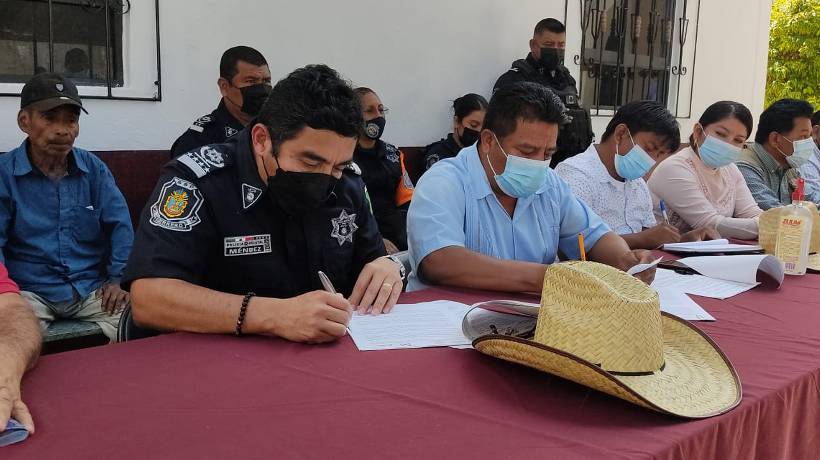 Firma la SSP Guerrero convenio con el municipio de Atlamajalcingo del Monte