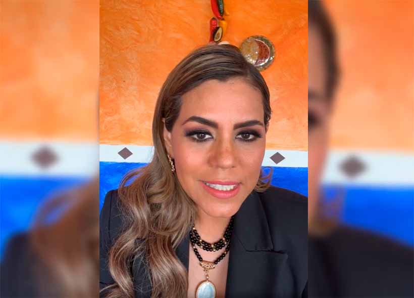 Viaja Evelyn Salgado a CDMX; se reunirá con AMLO
