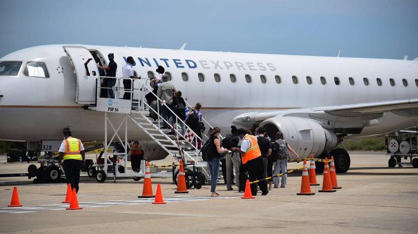 Rompe récord de operaciones aeropuerto de Ixtapa-Zihuatanejo