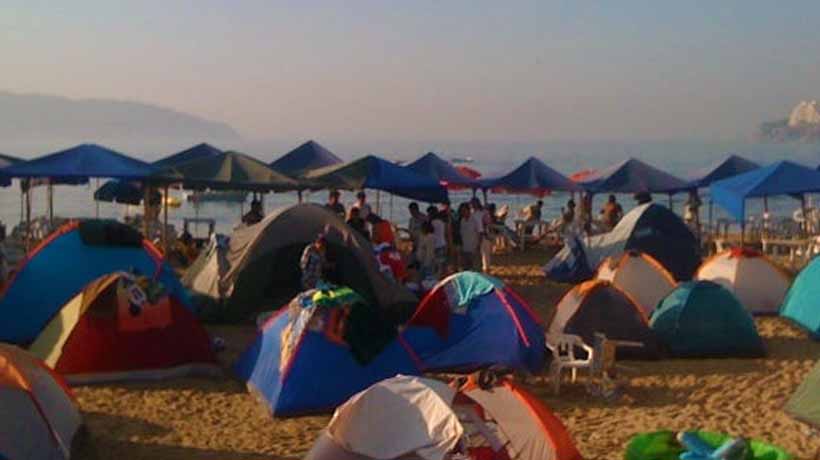 Prohibido acampar en la arena durante Semana Santa: Turismo de Acapulco