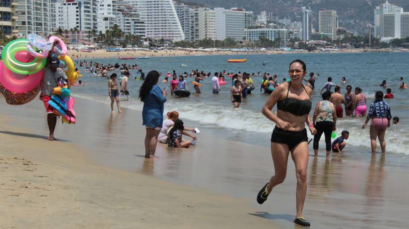 Aprueba Cofepris todas las playas de Acapulco