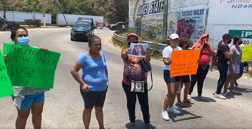 Con bloqueo en Paso Limonero denuncian desaparición de adolescente