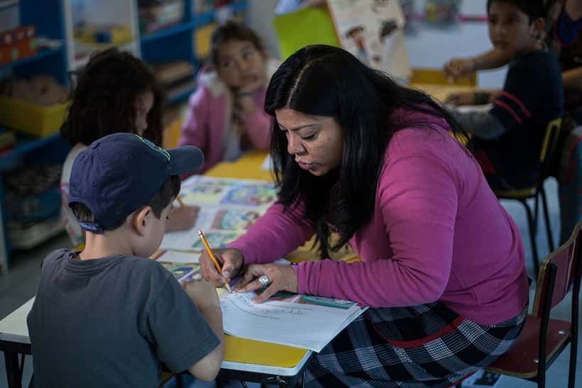 Aumentan beneficios para maestros de Guerrero