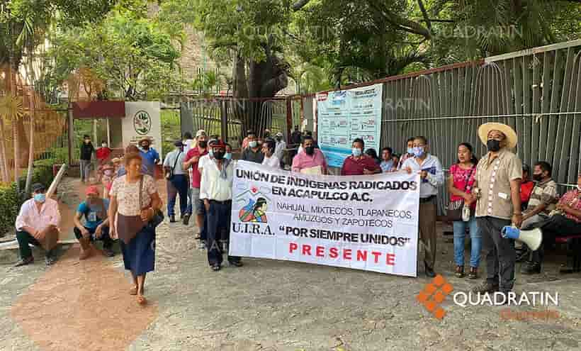 Protestan vendedores de artesanías en Acapulco