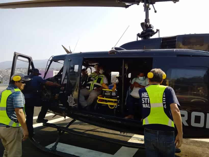 Trasladan en helicóptero a hombre con lesión medular a EdoMex