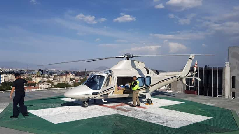 Trasladan vía aérea a menor con quemaduras a CDMX