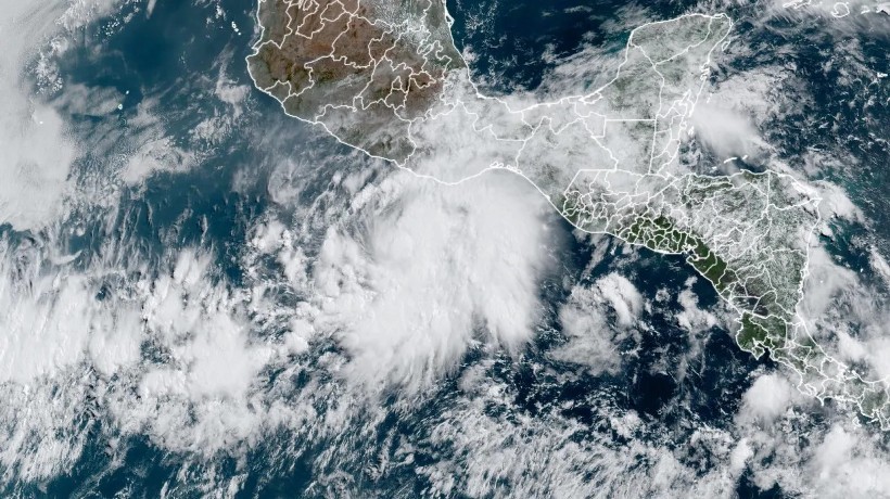 Se adelantó Agatha por dos semanas; ¿habrá temporada de huracanes más larga?