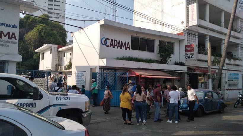 Protestan en Capama; exigen herramientas y aire acondicionado