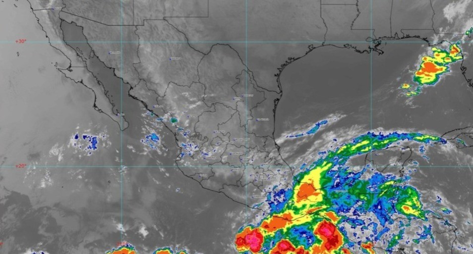 Continúa la zona de baja presión cerca de Guerrero