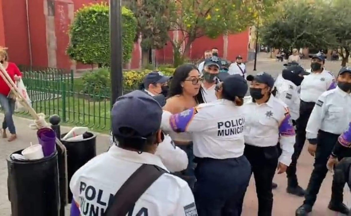 Detienen a 30 feministas en Irapuato; sufrieron violencia policial