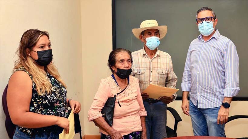 Apoya gobierno de Guerrero a familia cuya casa se incendió en Chilpancingo