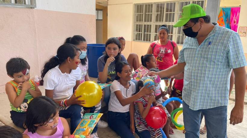 Festeja diputado Marco Tulio el Día del Niño en comunidades de Acapulco