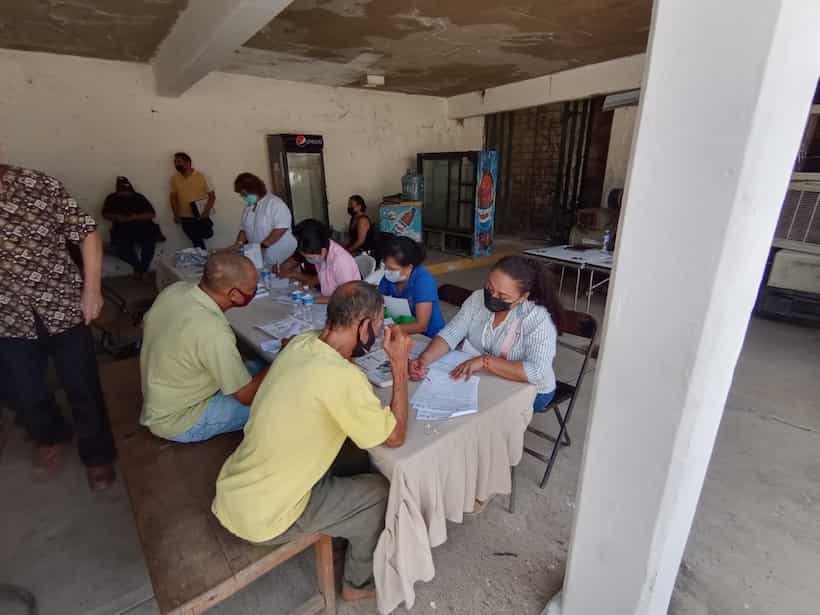 Brindan atención médica a adultos mayores recluidos en el CERESO de Acapulco