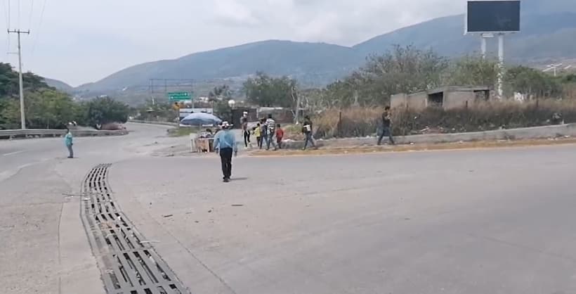 Mantienen suspensión al transporte de la ruta Chilpancingo-Petaquillas