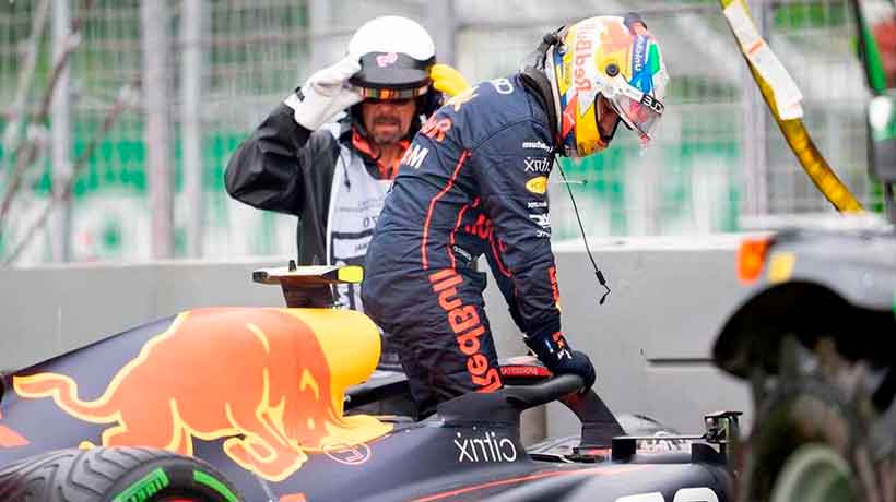 Amargo Día del Padre para “Checo” Pérez, abandonó Gran Premio de Canadá