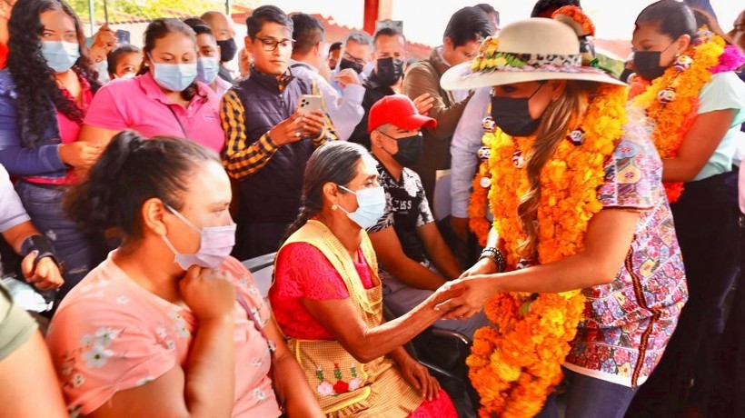 Encabeza Evelyn Salgado feria de apoyos en Chichihualco, Guerrero