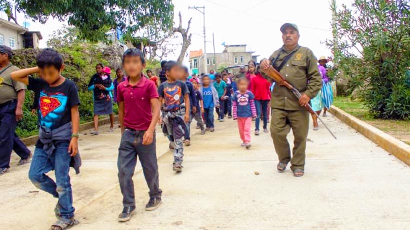 Advierten con armar niños en Ayahualtempa, Guerrero