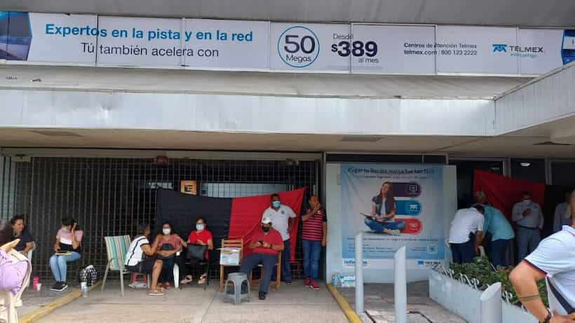 Huelga en Telmex: Trabajadores exigen contratación de más personal