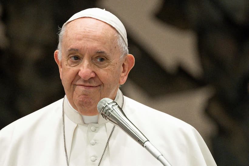 Papa Francisco revela que “ya tiene lista” su carta de renuncia