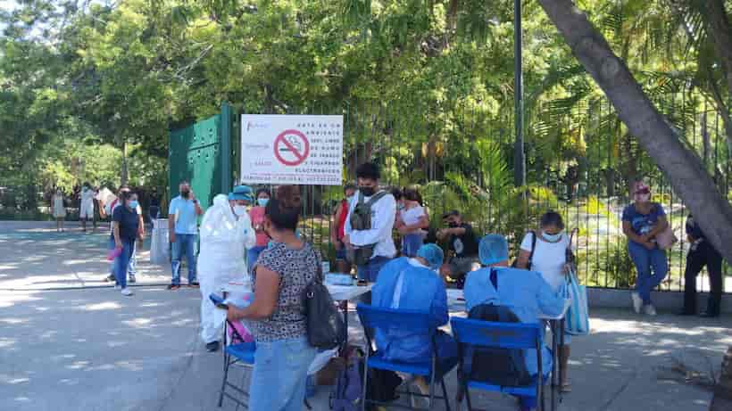 Protestan en módulos de pruebas rápidas de COVID-19 en Acapulco