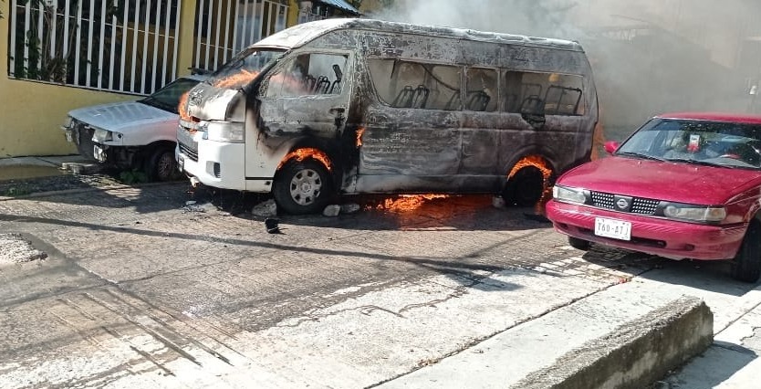 Se incendia otra urvan en Chilpancingo