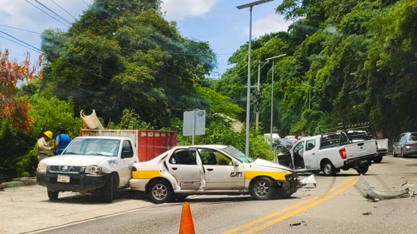 Deja 4 heridos un choque en la Escénica de Acapulco
