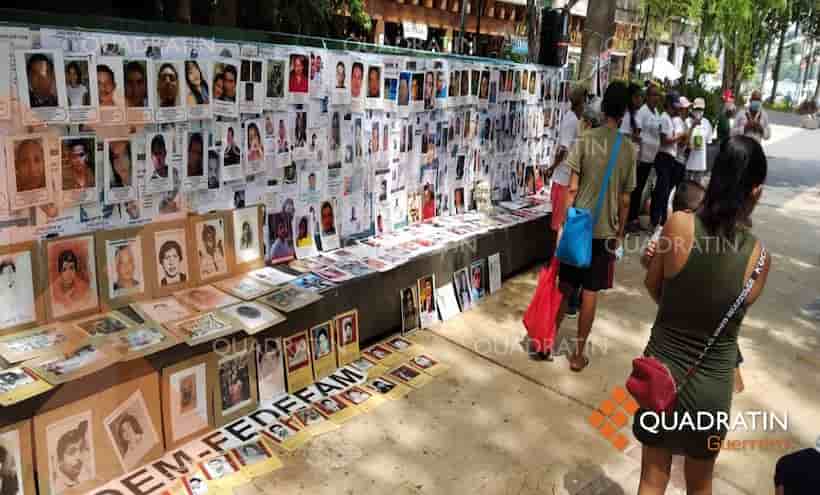 Con exhibición de retratos en Acapulco exigen justicia por desapariciones y feminicidios