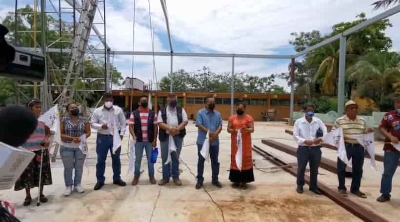 Construye gobierno de Guerrero espacios educativos en Copala y Cuajinicuilapa