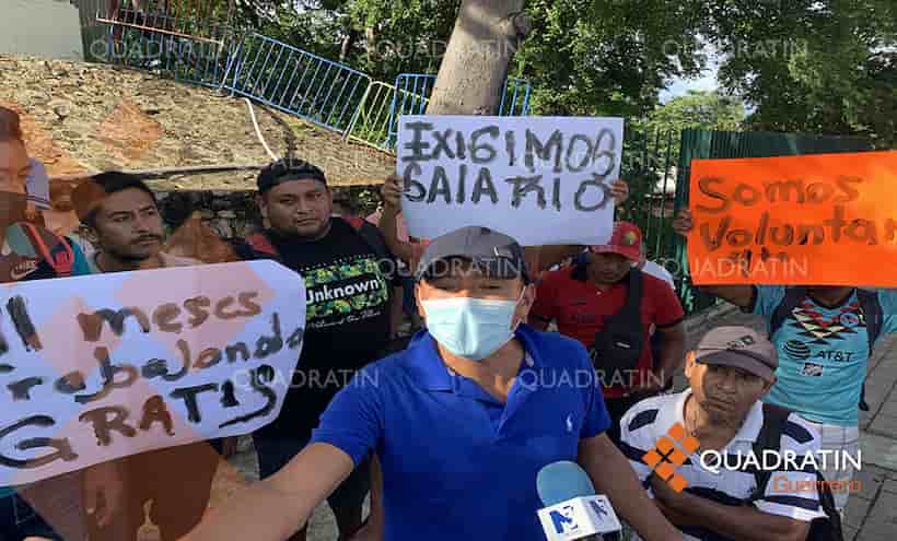 Protestan voluntarios de Saneamiento en el Ayuntamiento de Acapulco