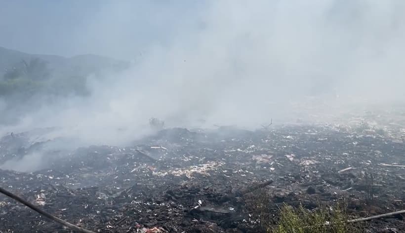 Se incendia basurero clandestino en Llano Largo
